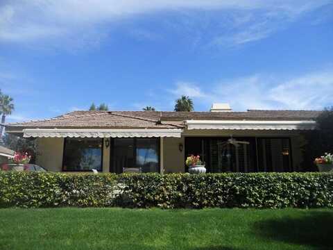 239 Santa Barbara Circle, Palm Desert, CA 92260