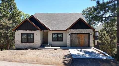 736 Villa Grove Avenue, Big Bear City, CA 92314