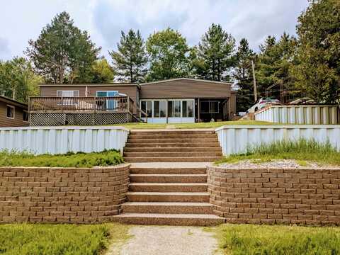 3555 Lakeview, Beaverton, MI 48612