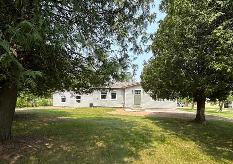 3840 Pratt Lake, Gladwin, MI 48624