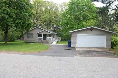 727 Old County Farm, Harrison, MI 48625