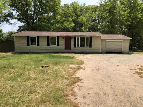 2191 Pine Crescent, Farwell, MI 48622