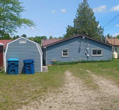 6609 Swallow, Harrison, MI 48625