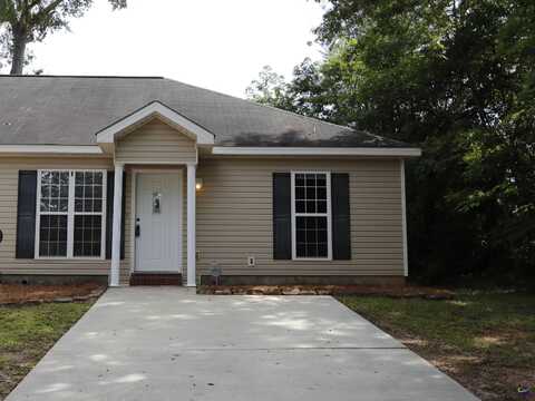 13 Pine Shadow Court, Centerville, GA 31028