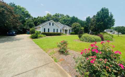 124 Lake Lillian Drive, Perry, GA 31069