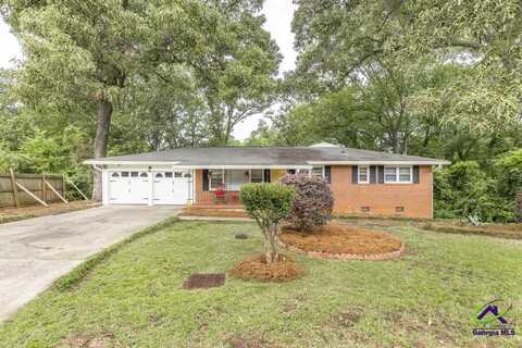 123 Robinhood Drive, Warner Robins, GA 31088