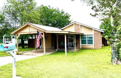 402 12th Street, Junction, TX 76849