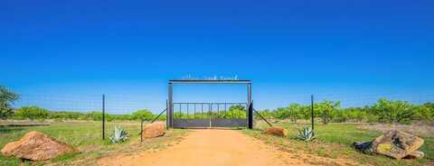 5230 County Rd 409, Valley Springs, TX 76885