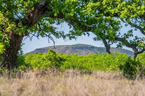 5230 -- County Rd 409, Valley Springs, TX 76885