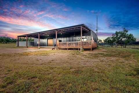 350 Gold-Schaefer Rd, Fredericksburg, TX 78624