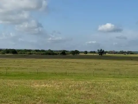 213 Interlaken St., Fredericksburg, TX 78624