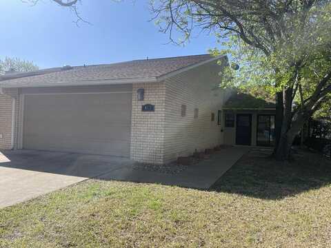 457 Summit Circle, Fredericksburg, TX 78624