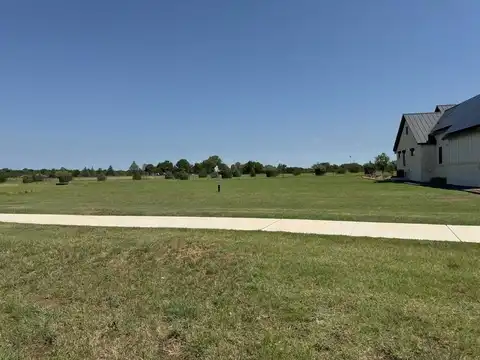 208 Interlaken St., Fredericksburg, TX 78624