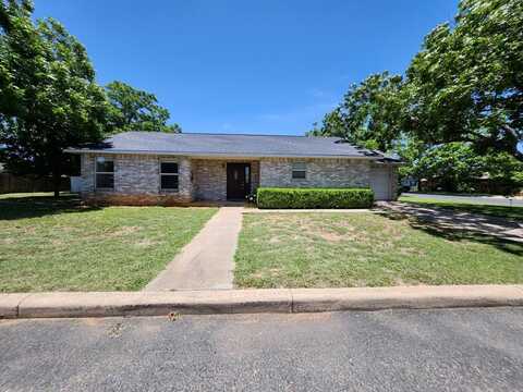 626 Creek St, Fredericksburg, TX 78624