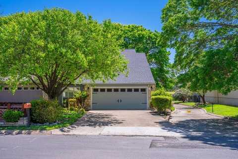 530 Sand Bend Drive, Kerrville, TX 78028