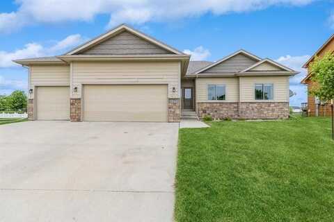 5423 Springbrook Drive, Ames, IA 50014