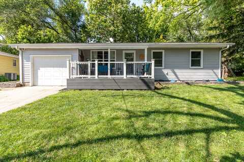 1219 Garfield Circle, Ames, IA 50014