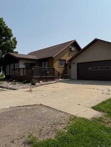 206 Eugene Street, Radcliffe, IA 50230