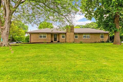 8684 Woodview Drive, Cincinnati, OH 45231