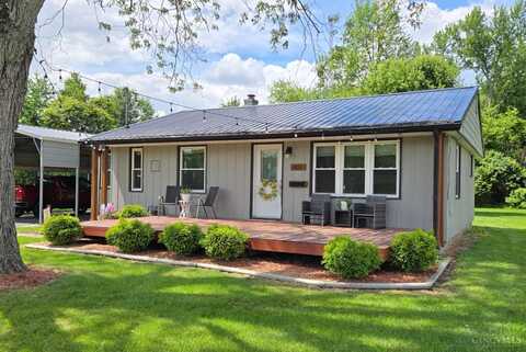 821 Cherry Street, Blanchester, OH 45107