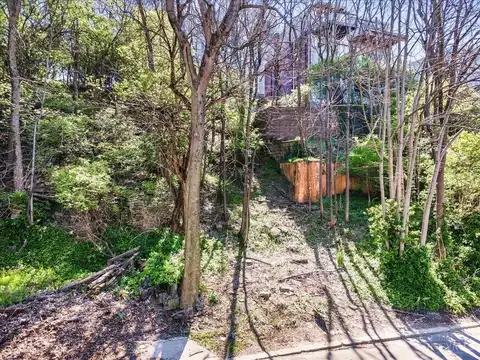 1860 Walker Street, Cincinnati, OH 45202