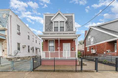 2962 Henshaw Avenue, Cincinnati, OH 45255