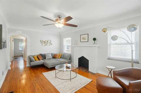 3316 Sterling Way, Cincinnati, OH 45209