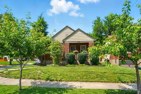 3316 Sterling Way, Cincinnati, OH 45209