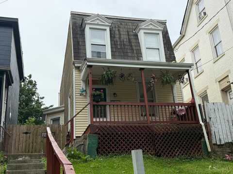 3433 Moulton Avenue, Cincinnati, OH 45205