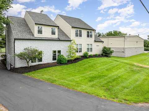 11524 Grooms Road, Blue Ash, OH 45242