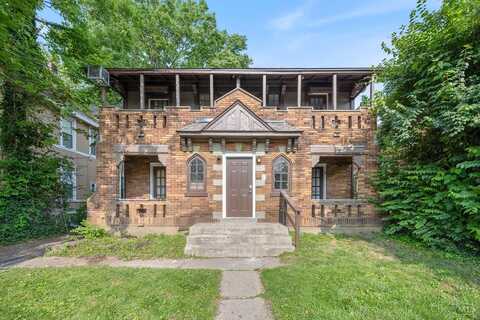 6423 Kennedy Avenue, Cincinnati, OH 45213