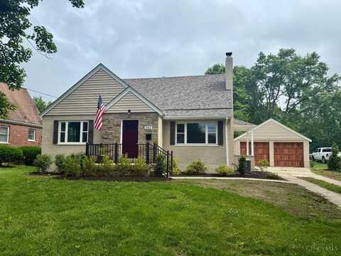 350 Sharon Road, Glendale, OH 45246