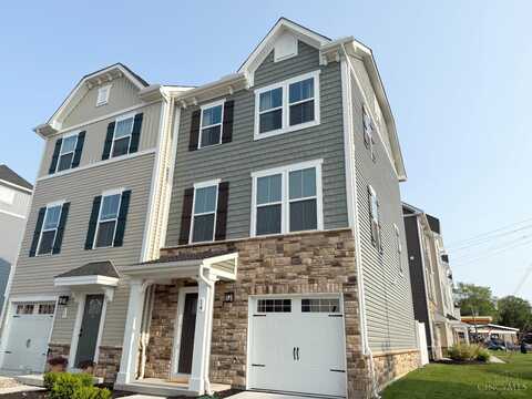 14 Wentworth Lane, Deer Park, OH 45236