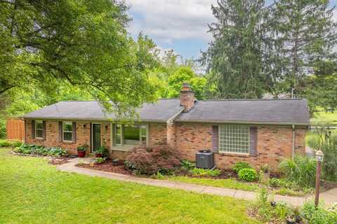 8385 Bridle Road, Anderson Twp, OH 45244
