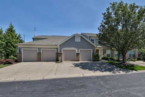 715 Castlegate Lane, Springfield, OH 45231