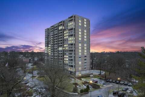 2324 Madison Road, Cincinnati, OH 45208