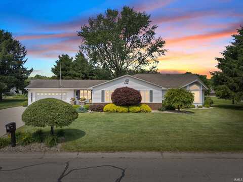 106 River Cove Lane, North Manchester, IN 46962