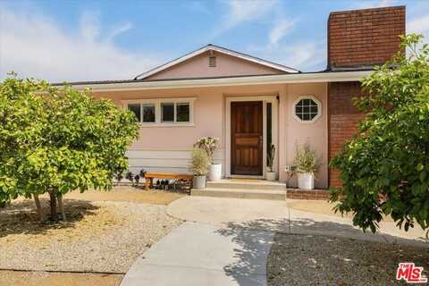 2950 Finch St, Los Angeles, CA 90039