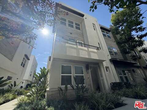 905 E Mason Ln, Anaheim, CA 92805