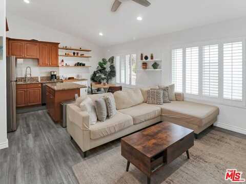 1637 E 5th St, Long Beach, CA 90802