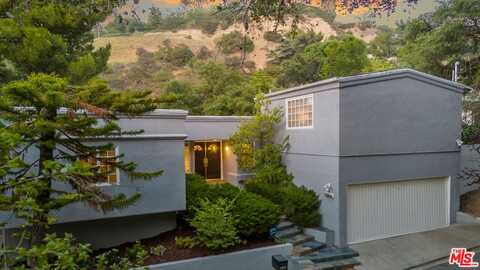 3564 Summerfield Dr, Sherman Oaks, CA 91423
