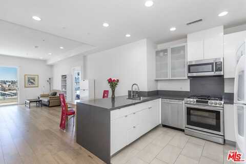 105 S Mariposa Ave, Los Angeles, CA 90004