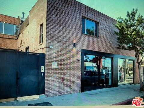 914 N Fairfax Ave, West Hollywood, CA 90046