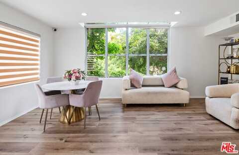 18730 Hatteras St, Tarzana, CA 91356