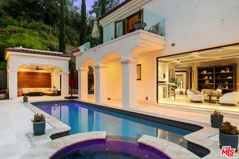 2468 Coldwater Canyon Dr, Beverly Hills, CA 90210