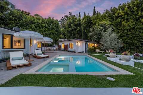 8819 Evanview Dr, Los Angeles, CA 90069