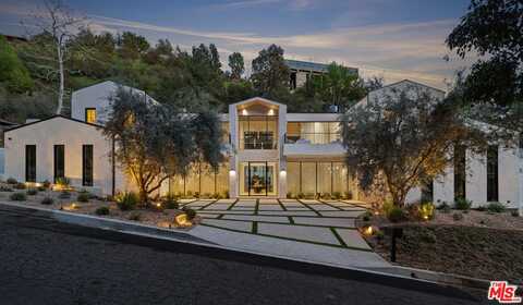 10950 Verano Rd, Los Angeles, CA 90077