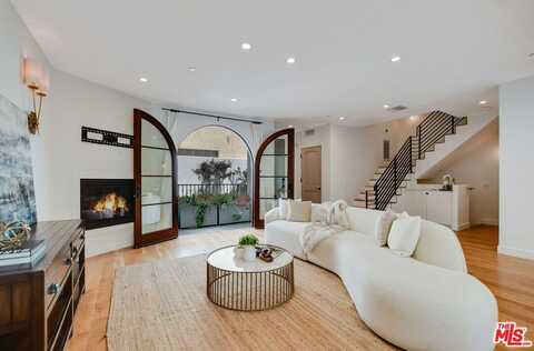 1253 17th St, Santa Monica, CA 90404