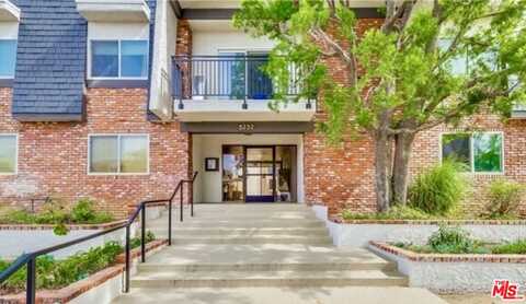 5252 COLDWATER CANYON AVE, VAN NUYS, CA 91401