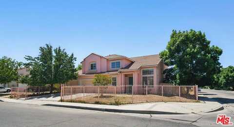 3702 Las Palmas Ave, Palmdale, CA 93550
